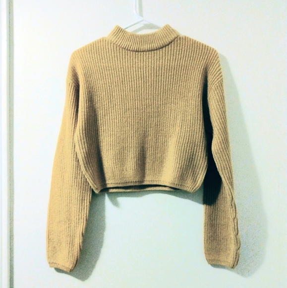 Women's Beige Cropped Mockneck - XS - Picture 4 of 7